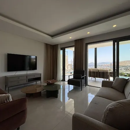 Premium Tuerkbuekue With Private Pool Αλικαρνασσός