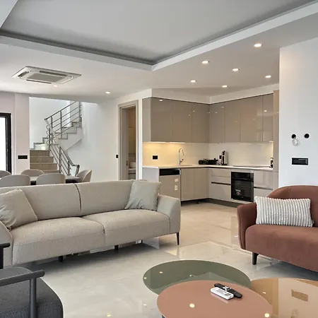 Σπίτι διακοπών Premium Tuerkbuekue With Private Pool *