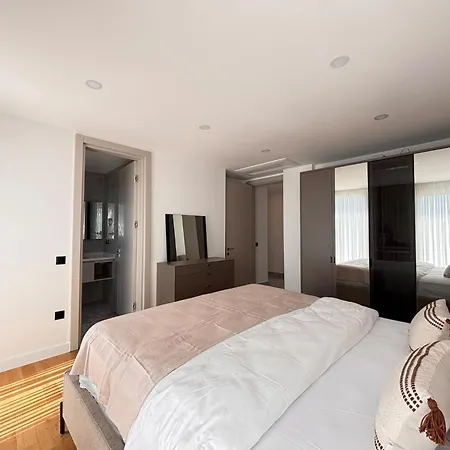 Premium Tuerkbuekue With Private Pool Дом отдыха *