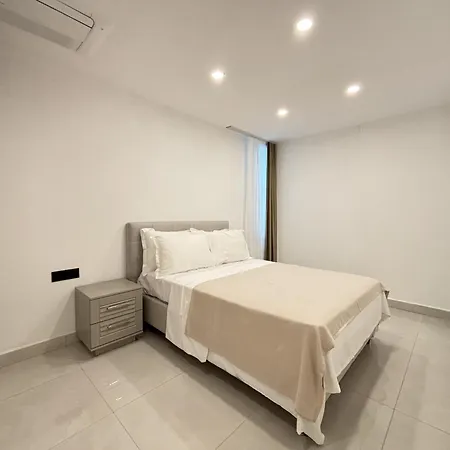 Σπίτι διακοπών Premium Tuerkbuekue With Private Pool *