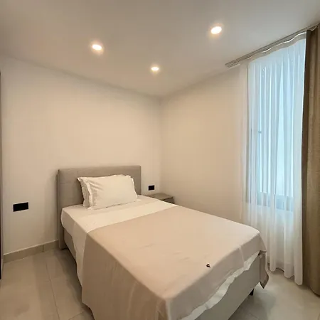 Premium Tuerkbuekue With Private Pool Дом отдыха *